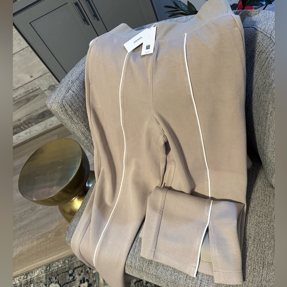 SPANX AirEssentials Pique Full Zip Track Jacket + Straight Leg Pant - NWT - Picture 10 of 11